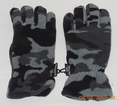 Thinsulate insulation 40 Gram Winter Snow Ski Gloves camo Size M/L M/G EUC - $14.43
