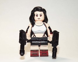 Tifa Lockhart Final Fantasy 7 Video Game Minifigure Custome - £5.16 GBP