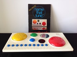 Electronic NAME THAT TUNE console, songbook, play money, Castle Toy 1979 Tested  - £36.15 GBP