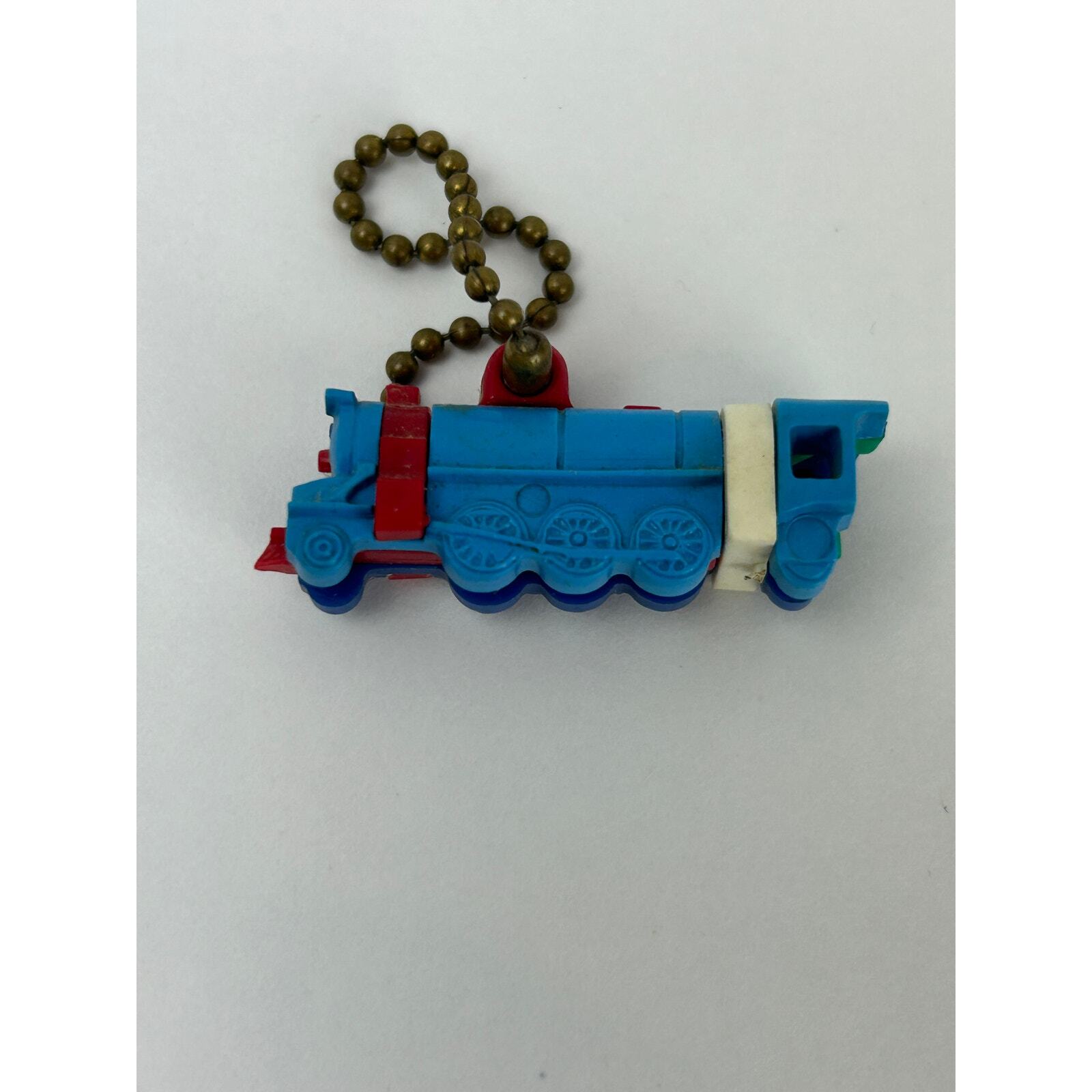 Vintage 1950s Steam Locomotive Puzzle Key Chain Toy on Original Card Item image 4