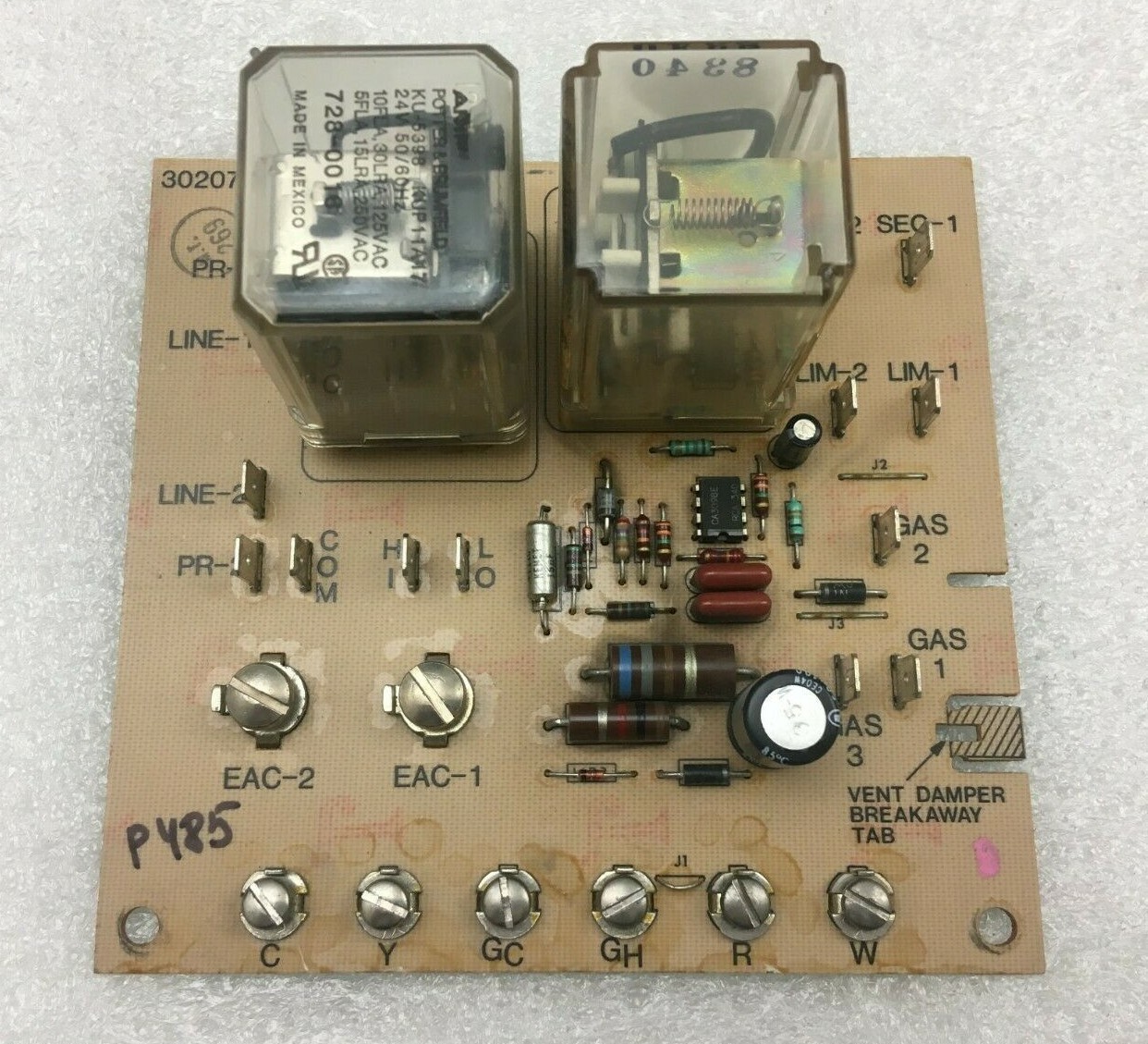 Carrier Bryant 302075-304 HVAC Furnace Control Circuit Board used #P485 - $50.00