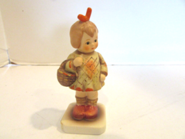 Hummel Club Figurine #479 I Brought You a Gift  W.Germany 1987 4&quot; Repair... - $128.61 MXN