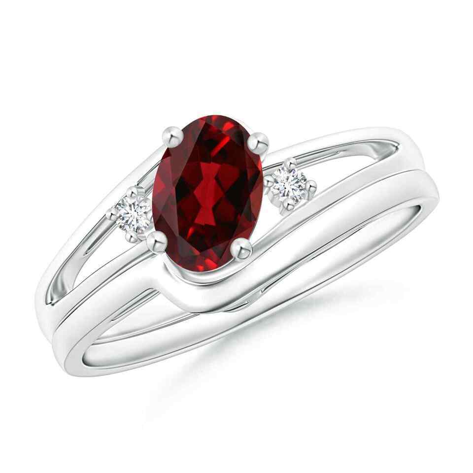 ANGARA 7x5mm Natural Garnet Engagement Ring with Wedding Band in Sterling Silver - £180.94 GBP - £268.39 GBP