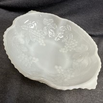 VINTAGE MILK WHITE GLASS RAISED GRAPE CLUSTER SERVING BOWL LEAF DESIGN 1... - $10.89