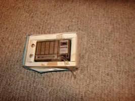 Vintage Transistor Radios - $11.88