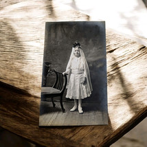 Antique Cabinet Card RPPC Young Girl Communion C1900 Studio White Dress ... - $9.99