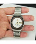 Vintage Orient automatic 21 Jewel men&#39;s watch 1970&#39;s stainless Day Date ... - $2,201.11 MXN