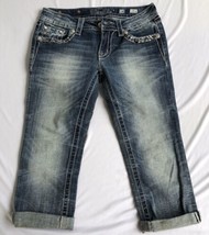 Miss Me Women&#39;s Jeans cuffed Capri Medium Wash Size 28 (20.5” Inseam) - £20.67 GBP