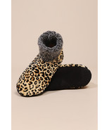 Beige Leopard Print Anti Skid Warm Slipper Socks - $83.16 MXN