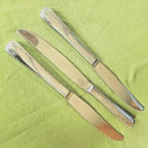 3 Dinner Knives Oneida Ltd Stainless Oceanic Pattern 9&quot; Long Glossy #73047 - $8.90