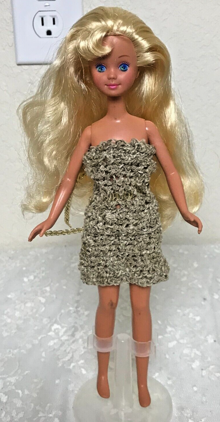 1987 Mattel Skipper doll Blond Hair Blue Eyes Knees Bend  Handmade Outfit - £14.04 GBP