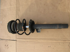 2001 BMW 325i Convertible Front Right Side Shock - $91.99