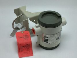 Yokogama Yewflo YFA11-AUPA-04*E/FMF/SCT Vortex Flow Converter W/Mounting - $269.00