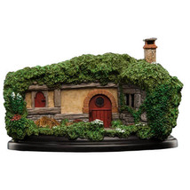 The Hobbit Lakeside Hobbit Hole Diorama - #34 - £62.59 GBP