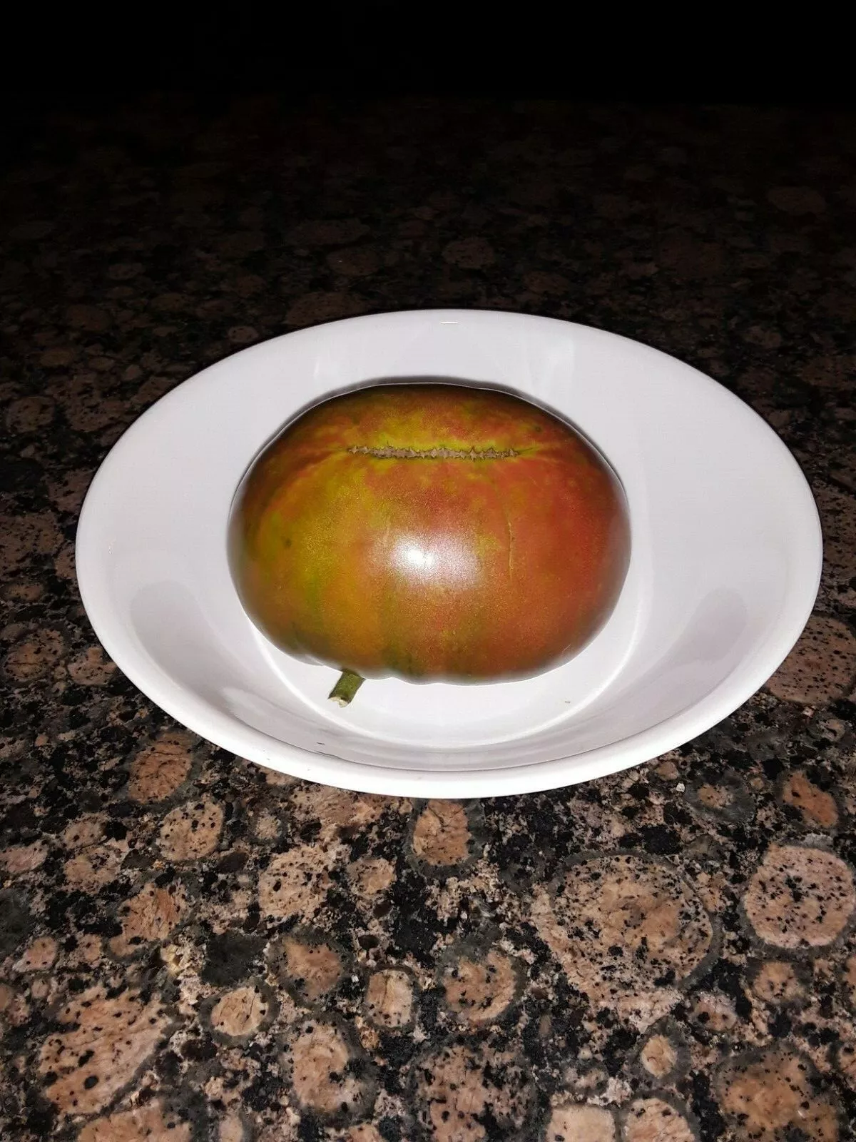 40 Huge Gourmet Black tomato seeds Super prolific! Non GMO. OPEN POLLINATED - $8.34