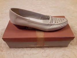 Oldmaine Trotters Alabaster Leather Comfort Women&#39;s Shoe Size 8 1/2 S New in Box - £27.96 GBP