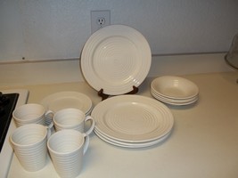 Todays Home White Swirl Dish Set ~ Plates Bowls Cups ~ 16 pieces - £56.42 GBP
