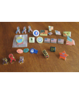 Lot 25 Mixed American Flag Lapel Hat Pins Patriotic Vegas WWII Freedom W... - $301.90 MXN