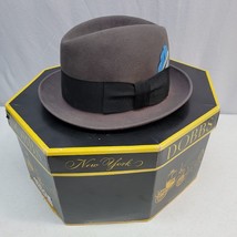 Mid-century 1950s Vintage Dobbs Challenger Fedora Hat Size 7 Dark Grey Feather - £76.08 GBP