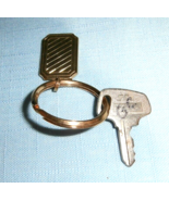 VINTAGE HD GOLF CART SWITCH KEY NUMBER H9906 WITH KEY CHAIN ONLY PART - €6,85 EUR