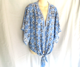 Max Studio  blouse top tie front V neck XL blue print  flutter sleeves New - $25.43