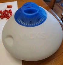 Vicks Warm Mist Steam Vaporizer Humidifier, White &amp; Blue, Preowned. - £6.24 GBP