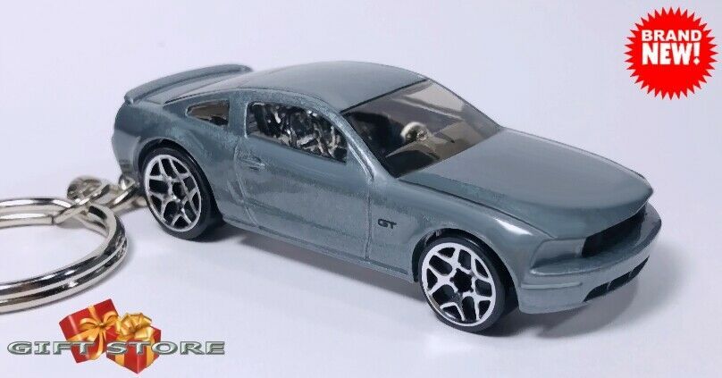 RARE KEYCHAIN SILVER GUN GRAY FORD MUSTANG GT CUSTOM Ltd EDITION GREAT GIFT Item image 8