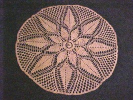 Hand Crafted Doily Vintage Crochet Ecru Flower 26&quot; Round  - £17.40 GBP
