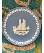 Wedgwood Jasperware Westminster Abbey Christmas Plate 1977 Blue White 8.5&quot; - $29.85 CAD