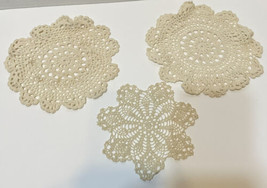 Vintage Handmade Crocheted Lot of 3 Antique White Doilies Floral 5 to 6.5&quot; - £12.44 GBP