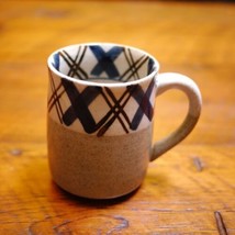Vintage 70s Handpainted  Plaid Speckled Ceramic Tea Cup Coffee Mug  - £15.72 GBP
