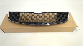 New OEM Genuine GM Grille 2011-2014 Chevy Cruze Chrome Mesh Lower 95225615 nice - £54.28 GBP