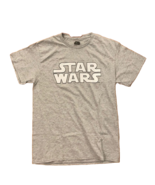 Star Wars Disney Gray Short Sleeve Graphic T-Shirt Adult Medium NEW - $12.00