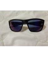Pugs Sunglasses Style #L4 Black Blue Logo - $166.58 MXN