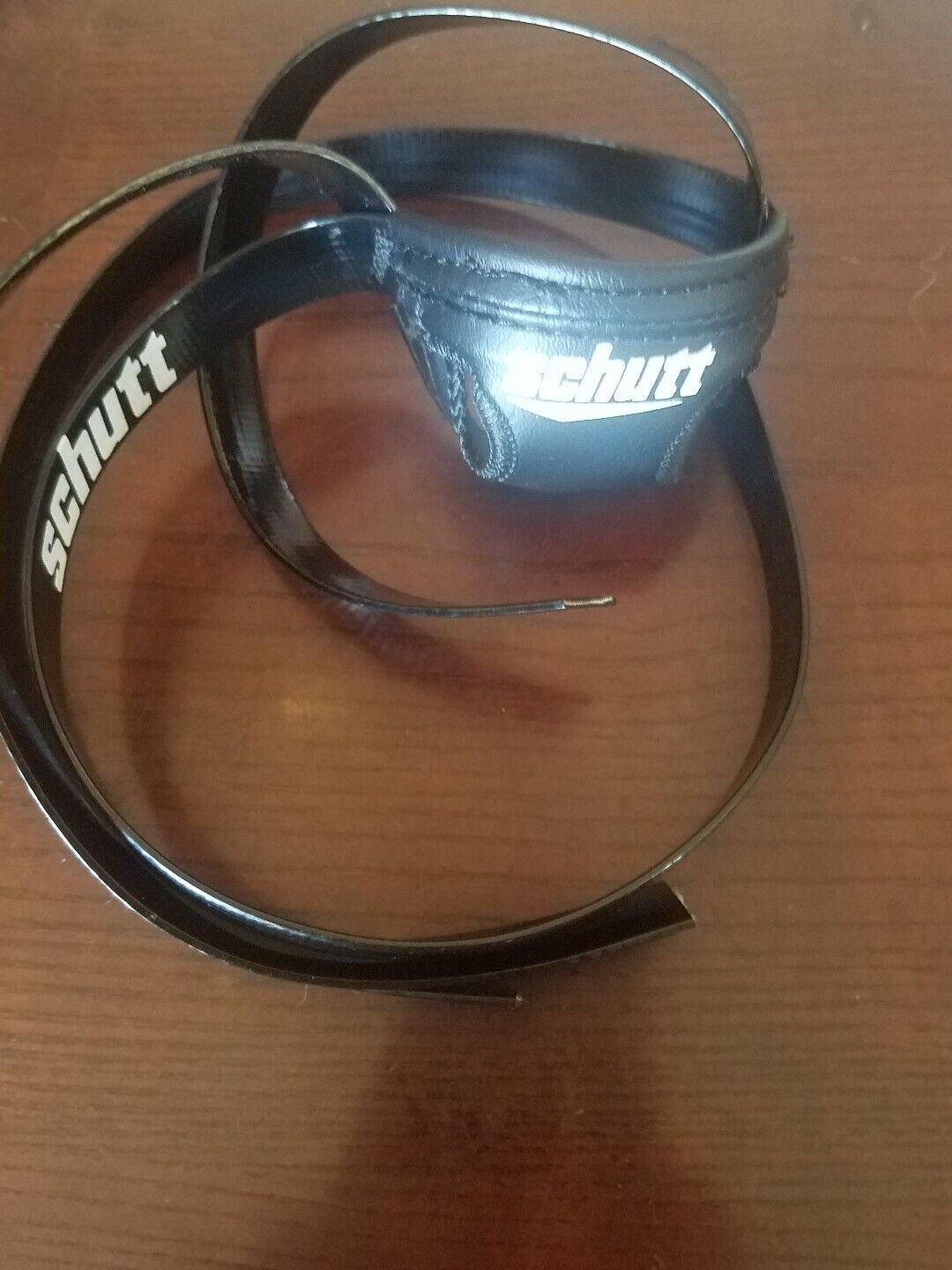 Schutt Football Chinstrap Black-BRAND NEW-SHIPS N 24 HOURS - $59.80