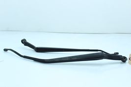 00-05 TOYOTA CELICA Front Left & Right Windshield Wiper Arms F2060 image 2