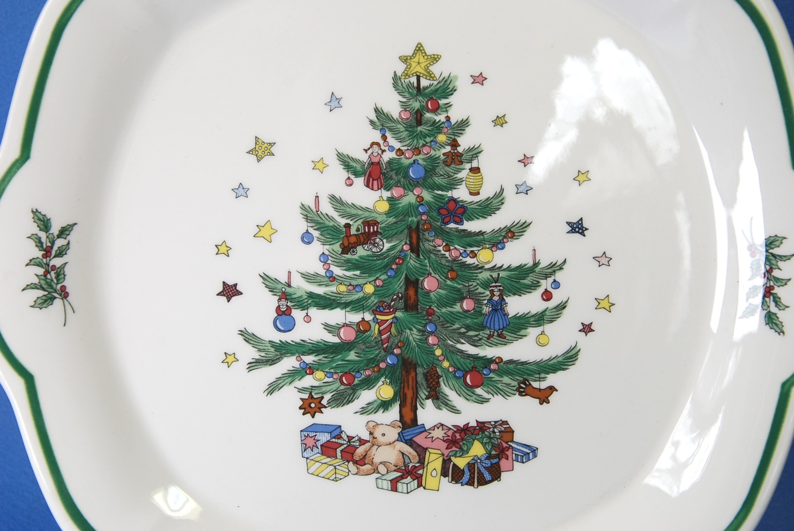 Nikko Happy Holidays Cake Plate Closed Handles Christmas Tree Serving Tray Item image 2