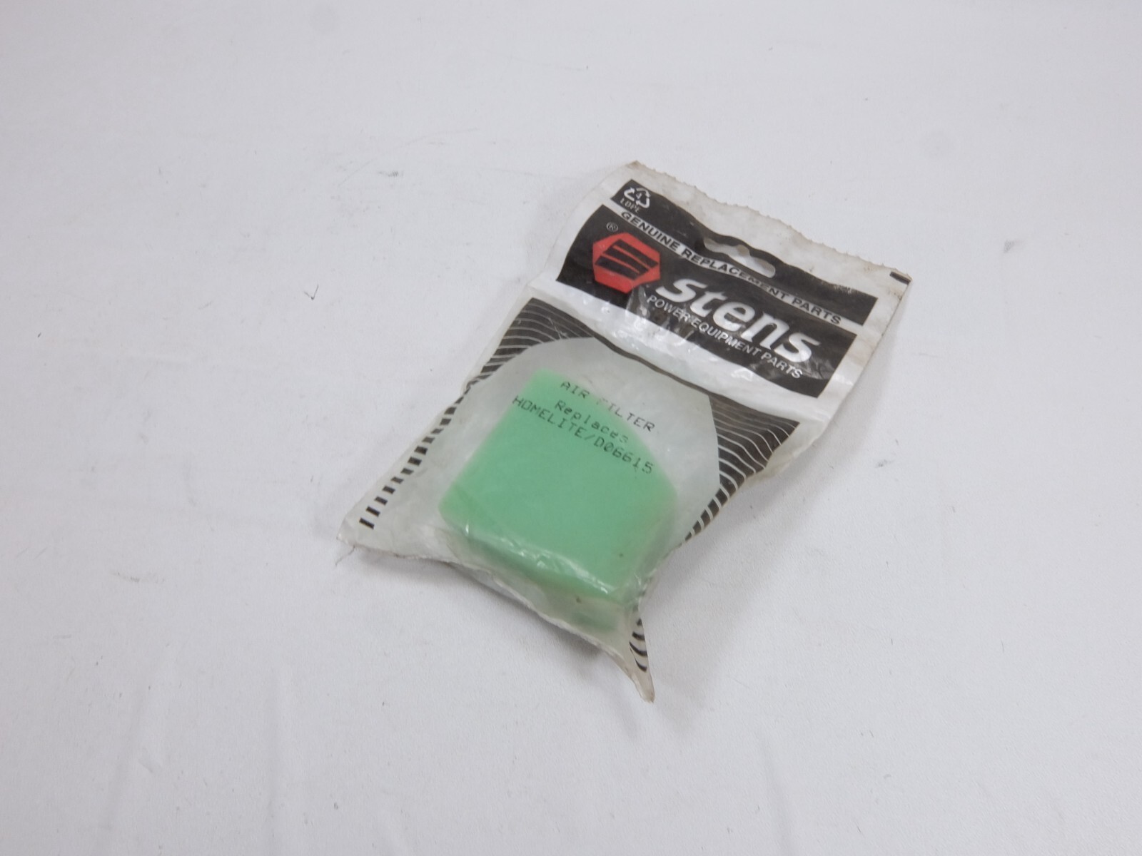 New Stens 100-329 Air Filter Replaces Homelite D06615 - $1.00