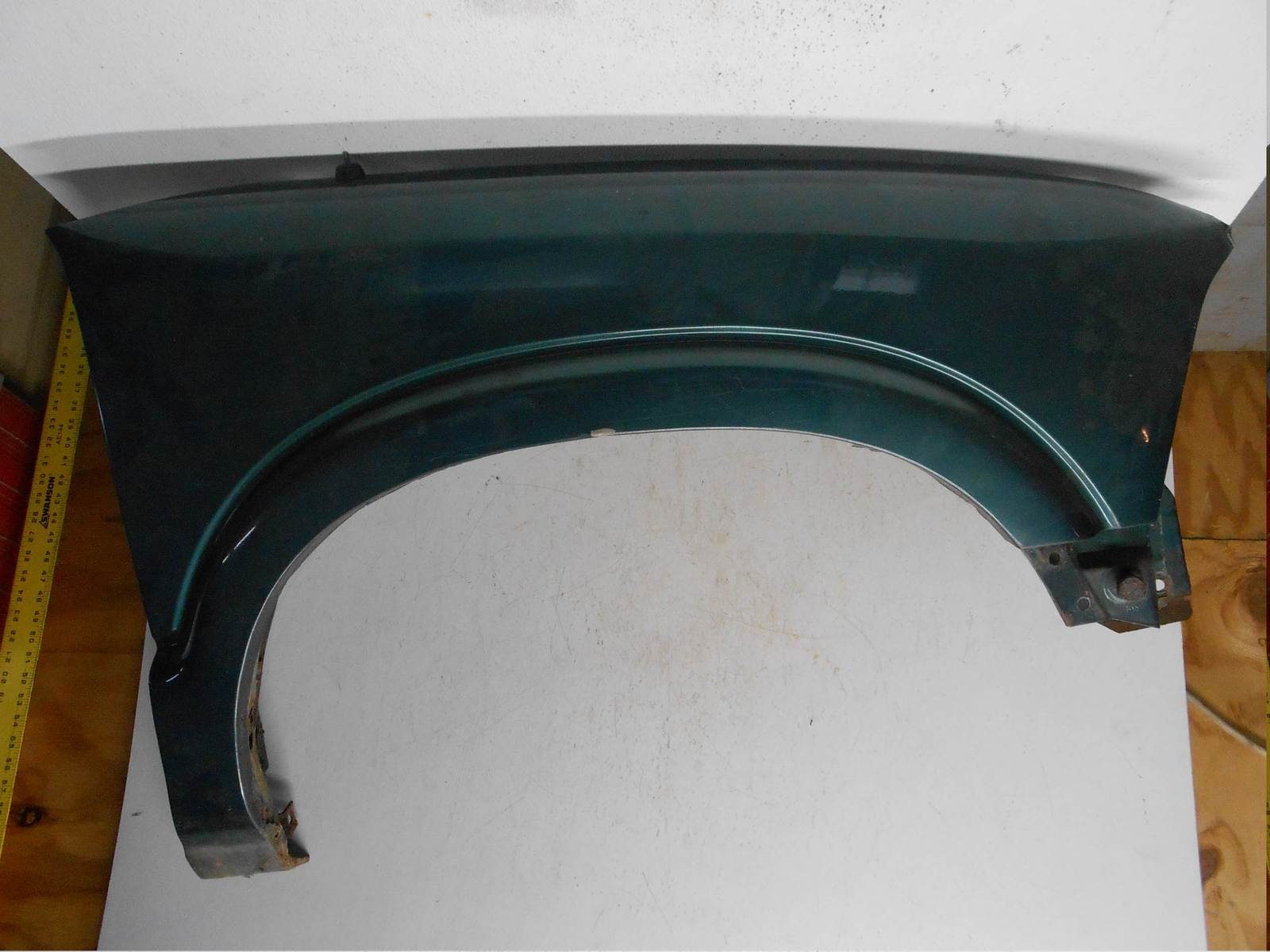 1998 chevrolet S10 FRONT RIGHT RH PASSENGER SIDE FENDER  - $149.99