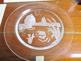 Daum Nymphea Plate French Crystal 1981 Swan Lake Intaglio Art Glass 8 1/2&quot;[am5] - £42.85 GBP