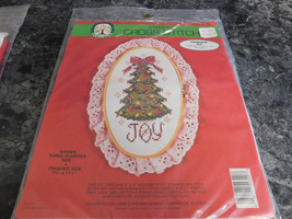 Colortex Stamped Cross Stitch Kit Joy - $111.65 MXN