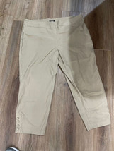 Roz And Ali Tan Pull On Capris Pants Womens Plus Size 20 Khaki Button Accents - £11.80 GBP