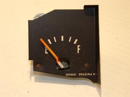 1972 Plymouth Duster Valiant Fuel Gauge OEM 3592194 Dodge Dart 73 74 75 76 - £69.62 GBP