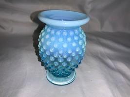 Vintage 1940’s Fenton Art Glass Blue Opalescent Hobnail Mini Vase - £35.55 GBP