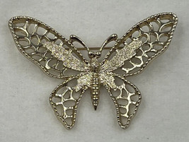 SARAH COV Vintage Textured Butterfly Brooch Pin Signed - £11.98 GBP