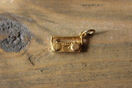 Gold Plated Boom Box Stereo Charm - £7.91 GBP