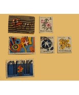 STAMP- AUSTRALIA 6 ASSORTED STAMPS 1970&#39;S FLORAL EDUCATION PIONEER GEMS ... - $65.00 MXN