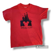 Gildan Disney 2019 Unisex Medium Red Short Sleeve Tee- Shirt - £6.78 GBP