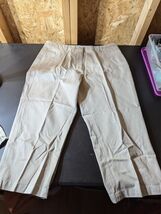 Brooks 346 ladies size 12 khaki capris pants - $15.82