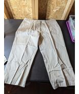 Brooks 346 ladies size 12 khaki capris pants - $291.83 MXN